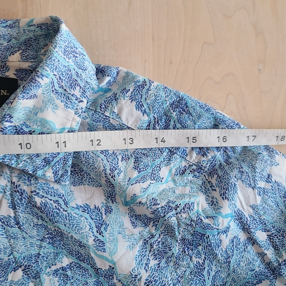 Rodd & Gunn Blue and White Leaf Pattern Shirt - Picture 5 of 7